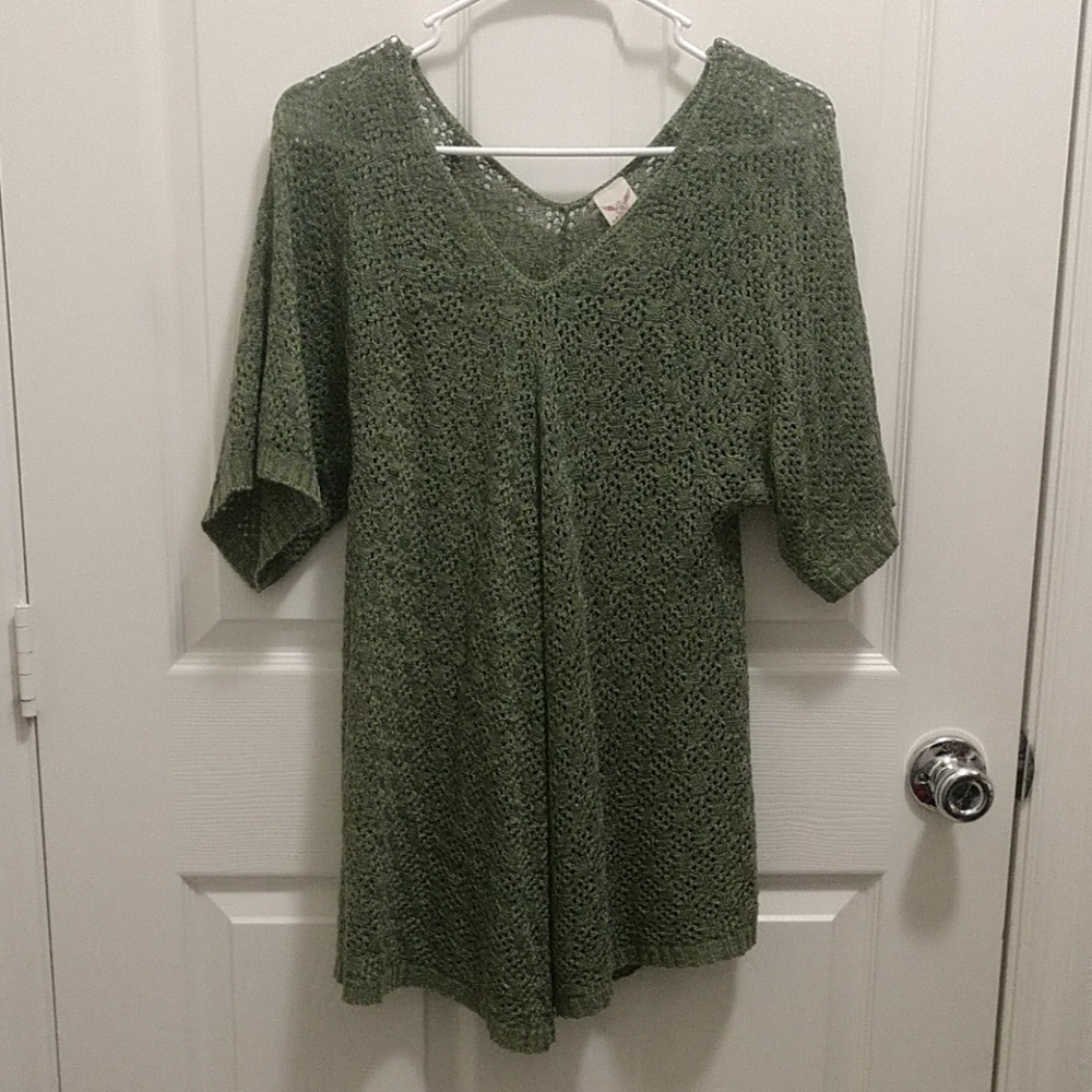 Green knit top